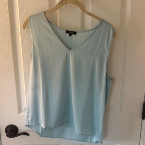 Quince Women's washable silk V-Neck tank in aqua pearl (no longer available)